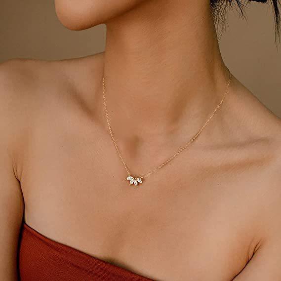 Minimalist Shining Flower Petal Necklace For Women & Girls - Hipster Collections
