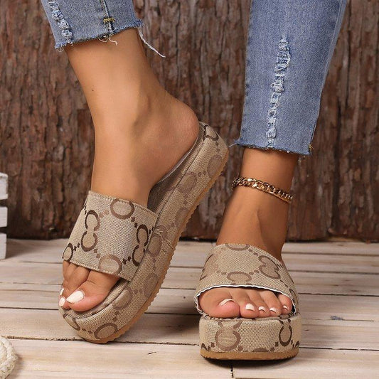 Thick-soled Flat Slippers For Women - Hipster Collections